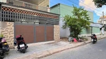 Chính chủ đang rất cần tiền xoay sở nên muốn bán gấp căn nhà 