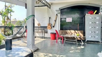 Cho thuê ký túc xá nằm trong biệt thự gần sân bay giá rẻ bao trọn gói