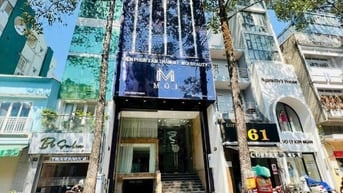 Cho thuê nhà MT Trần Bình Trọng, Q5. Hầm , 9 Tầng, TM, PCCC chỉ 200tr