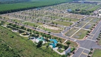 Mặt tiền kinh doanh tượng đài chiến thắng Bàu Bàng