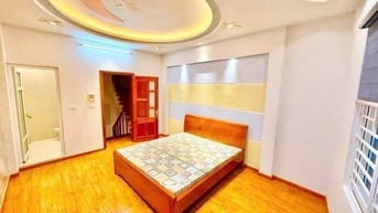 Bán nhà Nguyễn Khang, Cầu Giấy, 5 Tầng mới, Nội thất hiện đại, 7.9 Tỷ
