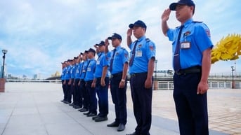 Tuyển 2 Bảo Vệ 63 tuổi Lương 10Tr Ca 24h, Ngày Làm, Đêm Ngủ Hoàn Kiếm
