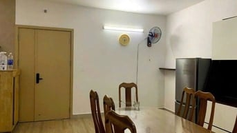 Chung cư 10A Trần Nhật Duật, Quận 1: 70m2, 2p ngủ, NT, 12tr/th