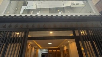 Nhà 2MT hẻm(4X11m). 100/dương Bá Trạc P2Q8 nhà mới đẹp