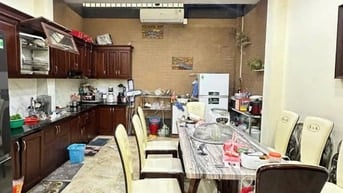BÁN CĂN LIỀN KỀ LA KHÊ, MẶT TIỀN ĐẸP, THANG MÁY NHẬP KHẨU, 50M2 - NHỈN