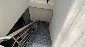 Cho thuê nhà 3 tầng, đường Trần Cung, phường Cổ Nhuế 1, quận Bắc Từ Li