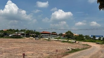 Cơ Hội Trăm Năm Có Một – Chủ Đất Cần Bán Gấp Trước Ngày Bay