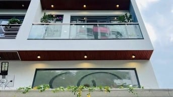 Vỡ nợ bán gấp nhà Độc Lập, Tân Thành, Tân Phú. Giá 2,85tỷ. Hẻm xe hơi