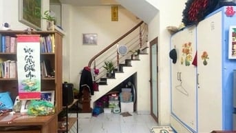 PHÂN LÔ 2 Ô TÔ TRÁNH, VỈA HÈ, KINH DOANH SẦM UẤT