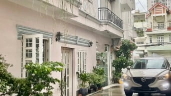 Bán gấp nhà Nguyễn Thị Thập, ngang 5m, 80m2 chỉ 7 tỷ mốt