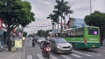 Q12-Nhà-mặt-tiền-4×17-hẻm-xe-tải-mặt-tiền-kinh doanh đa nghề