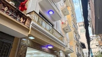 NHÀ MỚI 6 TẦNG – THANG MÁY – PHÙNG CHÍ KIÊN – OTO TRÁNH