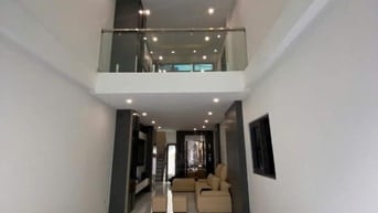 Nhà 7 tầng Thang máy, Full nội thất đẹp