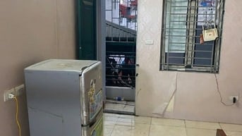 Cho thuê căn hộ khép kín 491 La Thành.