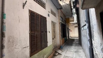 Bán đất phố Đội Cấn, quận Ba Đình, cách mặt phố 50m