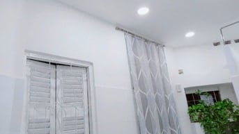 PHÒG NHỎ,DƯỚI ĐẤT, Tự DO,GÁC SUỐT,MÁYLẠNH, 1CHIẾC XE, rất tiện đi lại