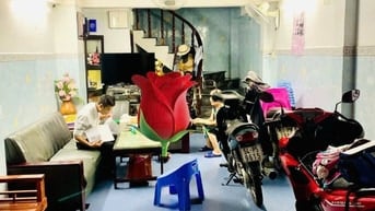 BÁN NHÀ HẺM XE HƠI CHẤN HƯNG 5TẦNG NGAY CMT8-SÁT BÊN KHU BẮC HẢI 7,3TỶ