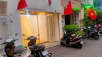 CHO THUÊ MẶT BẰNG KINH DOANH TRUNG TÂM QUẬN 1 – HẺM XE TẢI VÀO TẬN NƠI