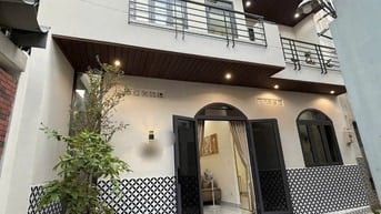 Nhà Xinh 54m2 2PN giá 2,25 tỷ đường Nguyễn Văn Săng quận Tân Phú