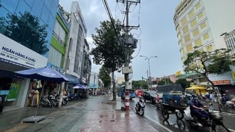 Hiếm! 5 TẦNG NGAY TRỤC LÝ THƯỜNG KIỆT - chỉ 6.x tỷ GIÁP QUẬN 10