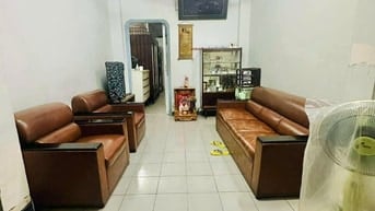 ĐƯỜNG 3/2 QUẬN 10 DT 40M2, HẺM XE HƠI CẠNH NHÀ, SỔ VUÔNG A4