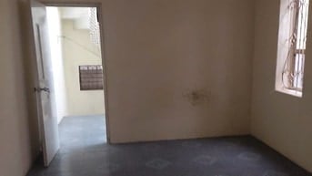 Cho thuê nhà ngõ 789 Hồng Hà, gần Thiên Sơn Plaza