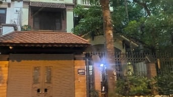 BIỆT THỰ SÂN VƯỜNG-100m Vuông- 17 Tỷ- Phú Thượng- Tây Hồ