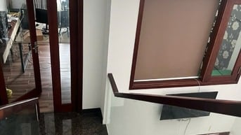 Nhà có nội thất 1 Trệt Lững 3 Lầu 5x18m 4 Phòng KDC Hoàng Quốc Việt 