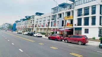 Bán Nhà 4 Tầng Mặt Phố Kinh Doanh đường 30m Trung Tâm Quận Hoàng Mai
