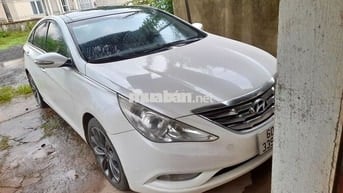 Hyundai Sonata 2011 2.0 AT - 129000 km