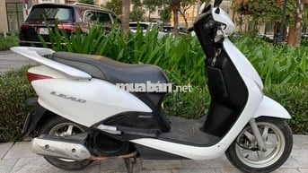 Xe mình đi ít bán Honda LEAD đời 2012 Fi còn mới