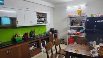 Cho thuê nhà nguyên căn ngõ 110 Nguyễn hoàng tôn, Xuân la, Tây hồ 
