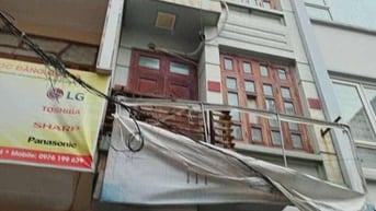 NHÀ KHU PHÂN LÔ- Ô TÔ TRÁNH- TRUNG TÂM CẦU GIẤY 5 TẦNG CỰC HIẾM