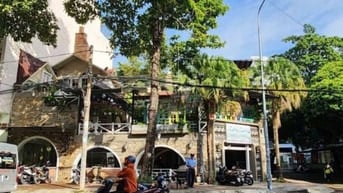 Bán nhà Nguyễn Gia Trí, Quận Bình Thạnh, DT 17x20m, góc 2 mặt tiền