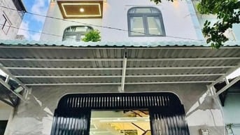 Cần bán nhà Nguyễn Thiện Thuật,P2,Q3,ngang 4m, Xe hơi tận nhà, 4PN,4WC