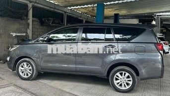 Toyota Innova 2017 2.0G - 90000 km