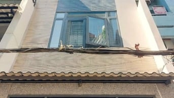 Hẻm Sạch đẹp Lý Thái Tổ 4Tầng 5PN Gần bệnh viện,siêu thị Ngân hàng 