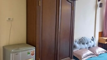 Cho thuê căn studio tầng 4, DT 30m2 ngõ 2A Văn Cao, Ba Đình 