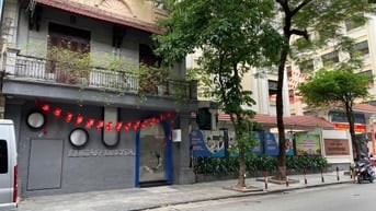  CHO THUÊ NHÀ PHỐ CỔ, TẦNG 1, phố Hàng Tre, DT 120m2, MT >8m