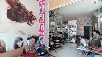Kẹt lắm rồi anh/chị ah, bán nhà Kinh Dương Vương Dt:4,2x15m, 5 tầng