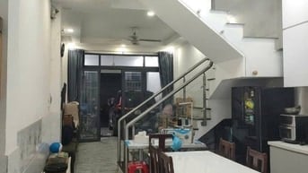 NỢ DÍ CẦN BÁN Gấp căn 4PN Q9 3 tỷ