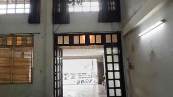 Cho Thuê Nguyên Căn Mặt Tiền Rộng DT:128m2 . Ngang 6,5m - Dài 20m- Q7