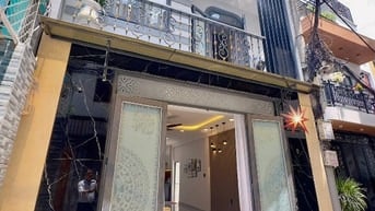 Nhà mới ken xà beng Căn góc Lê Văn Sỹ, Phường 10, Quận Phú Nhuận 