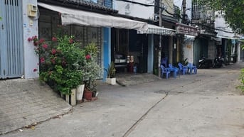 Bán nhà HXH đường Tân Hòa Đông, gần Hương Lộ 2 Dt: 4x11m, 2 tầng, 2pn