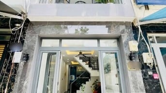 - Nguyễn Tư Giản, phường 12 , Gò Vấp .  