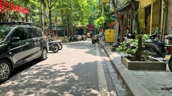 BÁN NHÀ NGÕ 172 NGUYỄN TUÂN KHU PHÂN LÔ VỈA HÈ ÔTÔ TRÁNH 