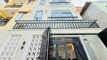 Bán Nhà Ngang 6 Quận 10 ngay BigC miền Đông. 60m2/3ty600 tiện cho thuê