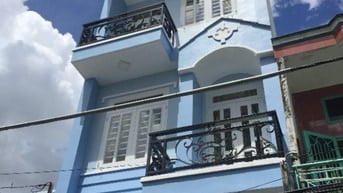 Chính chủ bán nhà hẻm xe hơi đúc suốt 3 lầu giá rẻ