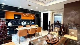 BÁN NHÀ NGỌC LÂM 6TẦNG THANG MÁY, MẶT TIỀN RỘNG, KINH DOANH ĐẮT - 18TỶ