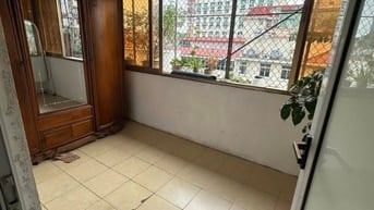 Cho thuê căn hộ tập thể Thái Thịnh, trung tâm Đống Đa